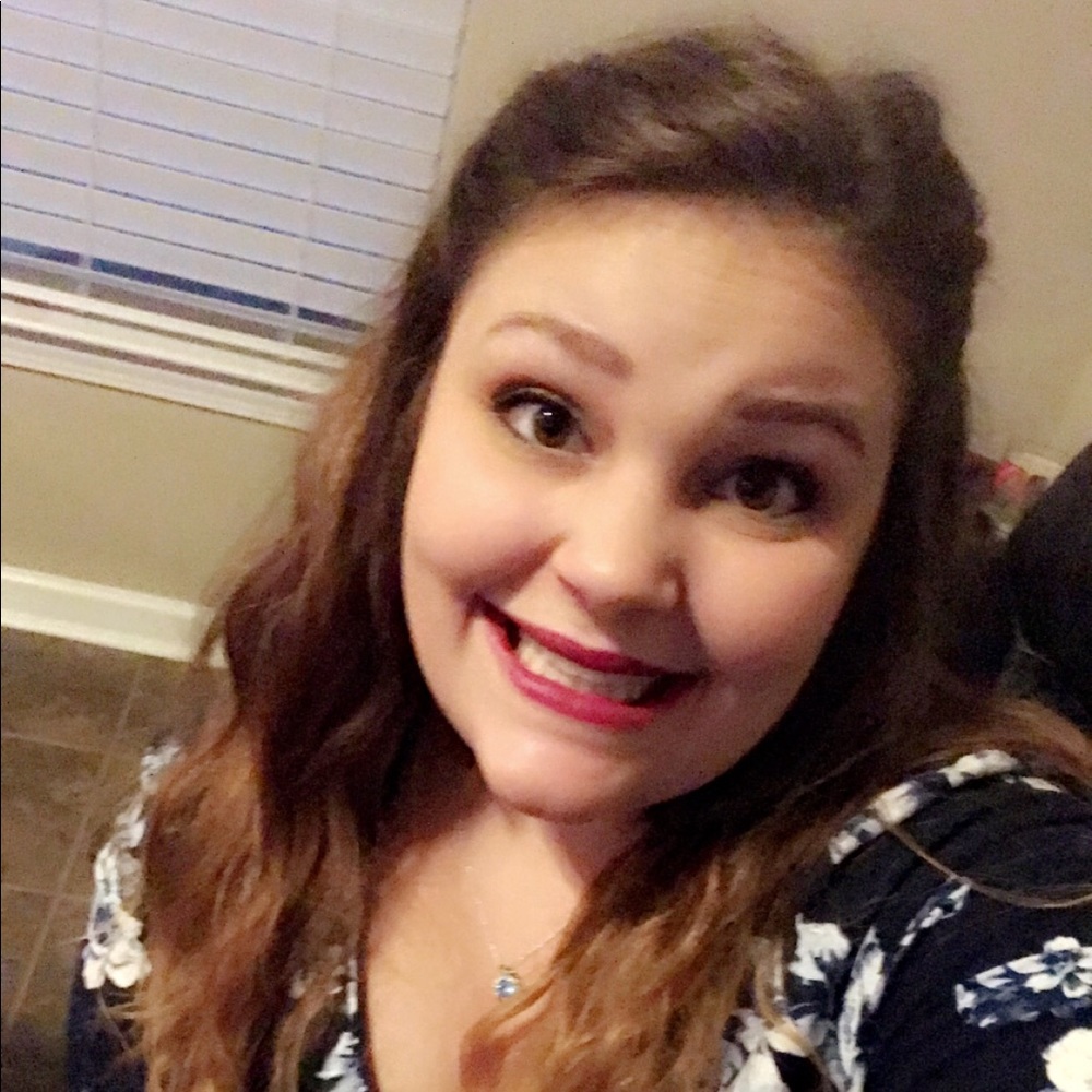 Meet your Posher, Tiffany